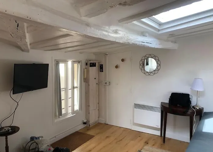 Esprit Apartment Versailles